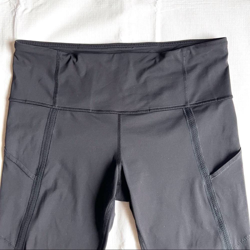 Lululemon Womens Size 10-12 Waist 32” Leggings No Size Dot Inseam 24.5”